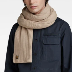 G-Star Raw Effo Scarf Text -G-Star Raw Store g star raw effo scarf text beige 1
